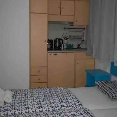 Holiday home Grande Grotta - Sleeps 8 - Free Parking *
