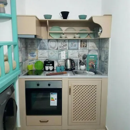 Grande Grotta - Sleeps 8 - Free Parking Holiday home *